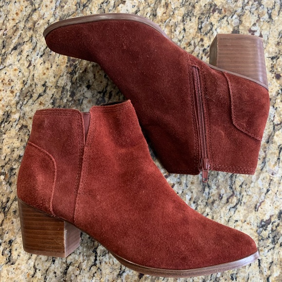 Aldo Shoes - ALDO Burgundy Maroon Suede ZIP up Ankle Booties 9
